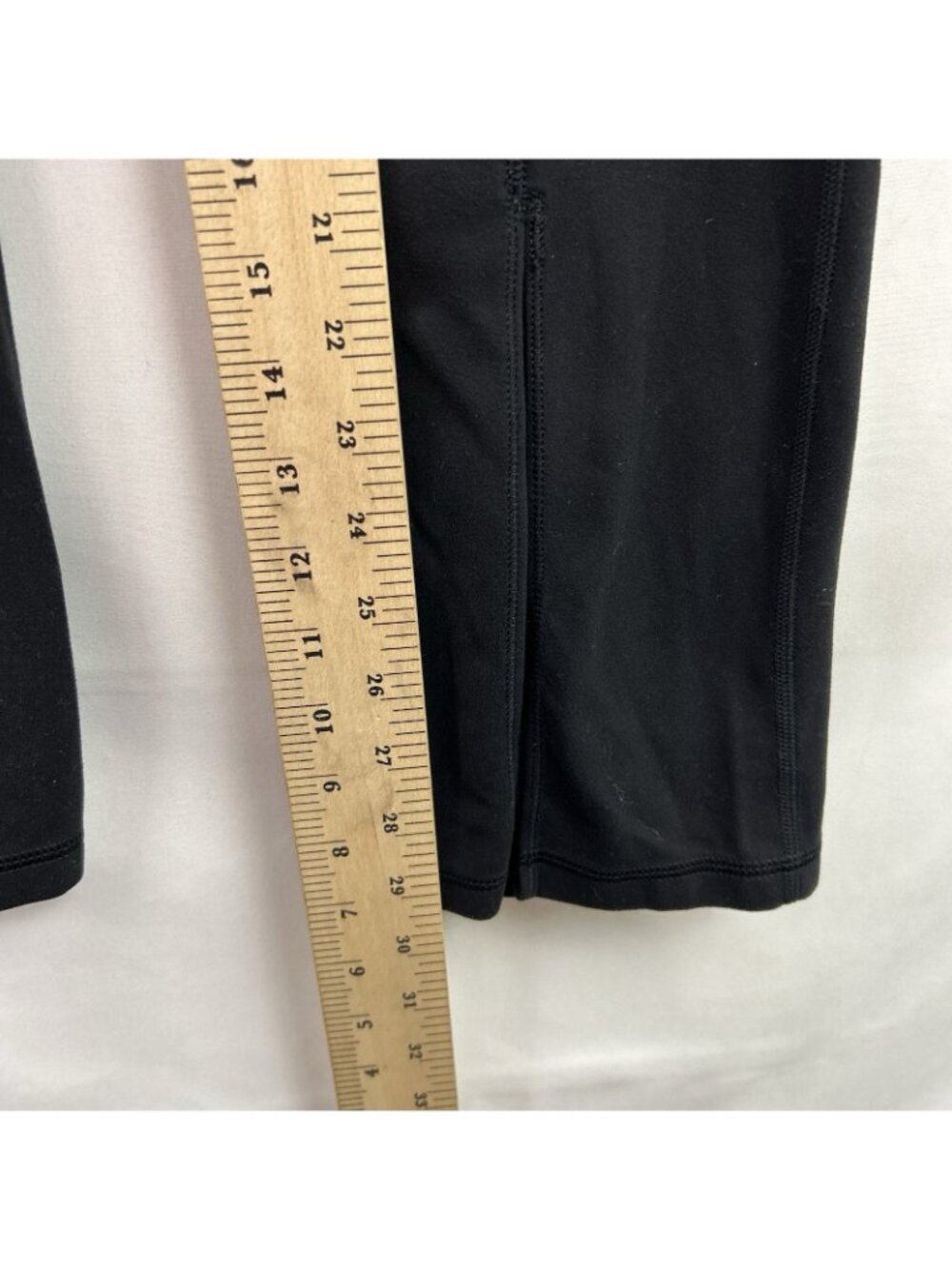 Aritzia TnAction Split Hi-Rise Long Flared Leggings Womens Size Small Black - Picture 9 of 16